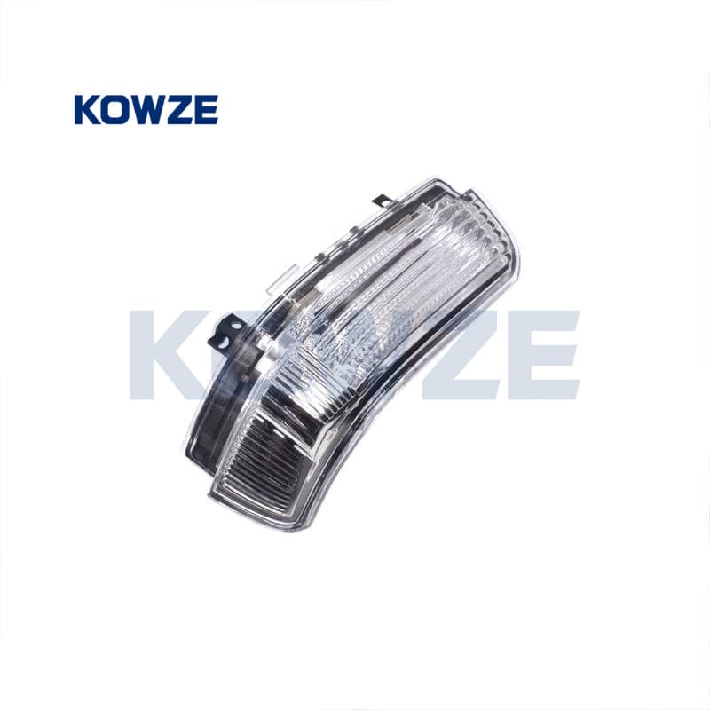 Left and right reversing mirror turn signals suitable for Pajero 8351A029, 8351A030