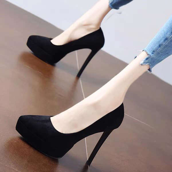 European-style red-soled black high heels for women, sexy and elegant stiletto heels with a waterproof platform, extra high heel, 12cm thick sole.