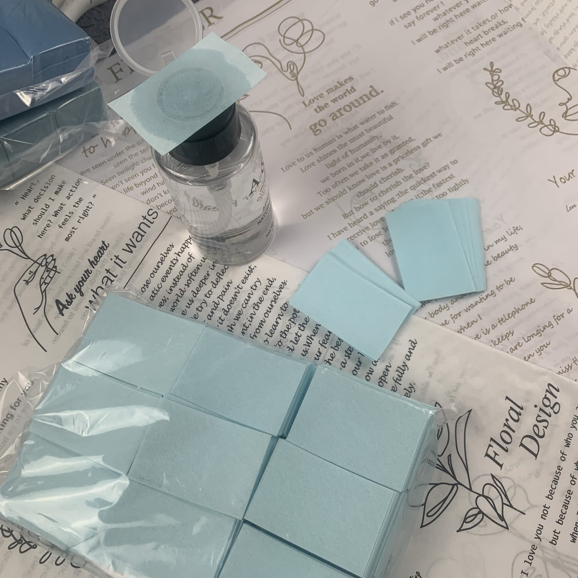 Cross-border nail salon dedicated 1000-piece nail polish remover wipes, colorful nail polish remover cotton pads, lint-free, degreasing, gel nail polish remover cotton