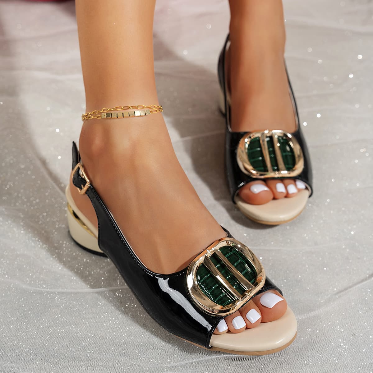 Fashion European and American Style Platform Sandals for Women 2026 Spring Summer New Patent Leather Peep Toe Chunky Heel Mid Heel Versatile Outdoor Women's Shoes