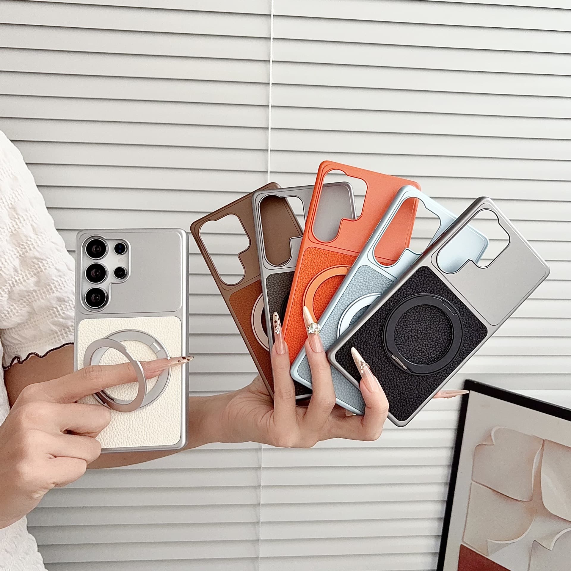 Litchi pattern suitable for Samsung s26ultra magnetic rotating stand mobile phone case 25ultra leather anti-fall hard s24