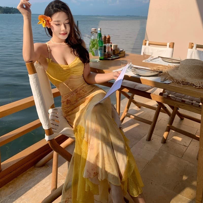 Yellow Bells Vacation Print Stretchy Slim Fit Patchwork Fishtail Halter Dress Yellow Mesh Slim Fit