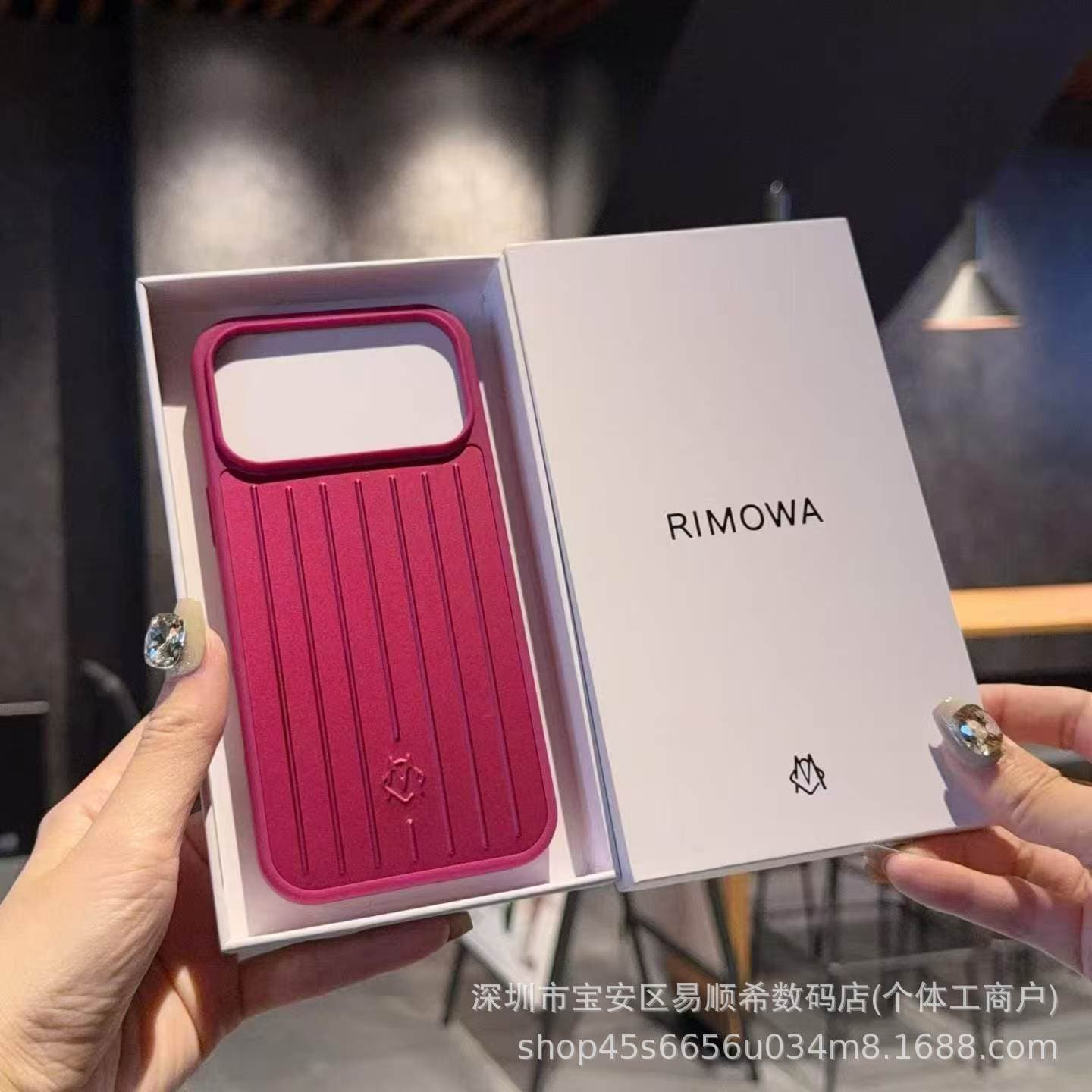 Aluminum Alloy Suitcase Phone Case for iPhone 17 Pro Max Metal Shell Cover for Apple 16 Pro Max 15/14