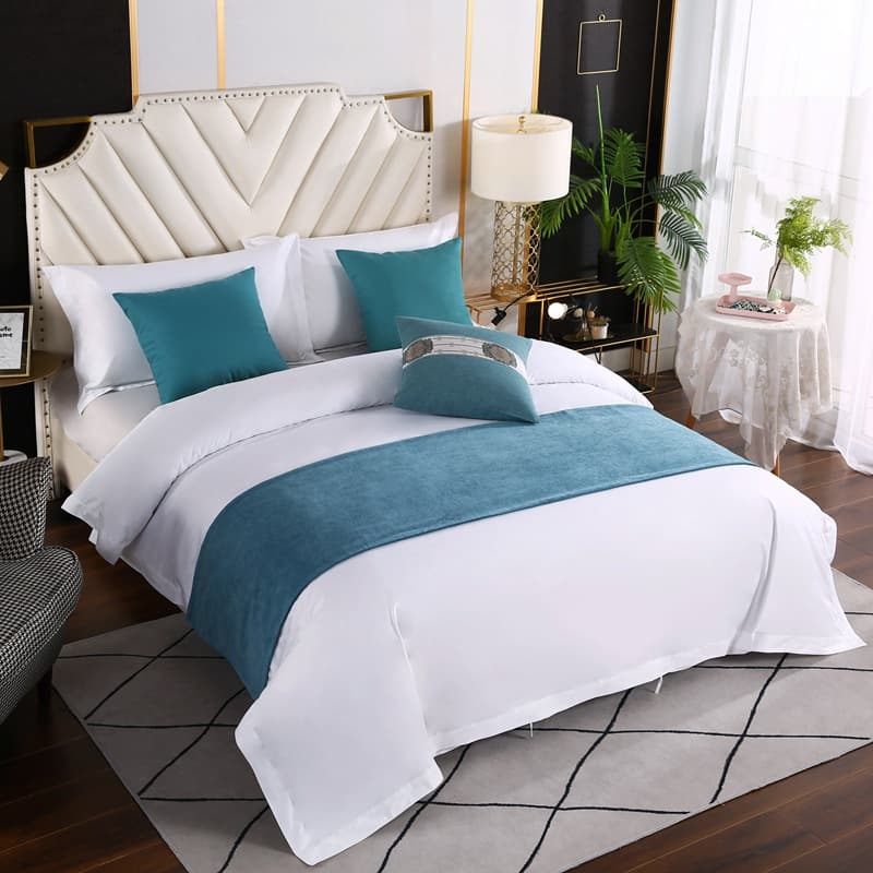 Jiaerxin Five-Star Hotel B&B Bed Runner, Hotel Linen with Cushion and Bedding Set