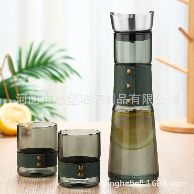 High Borosilicate Heat-Resistant Explosion-Proof Glass Nordic Style Danish Solo Cold Water Pitcher, Thickened Glass Pot for Cool Boiled Water
