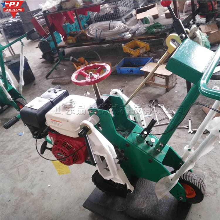 Hand-pushed turf cutter, artificial turf transplanting equipment, old turf removal machine