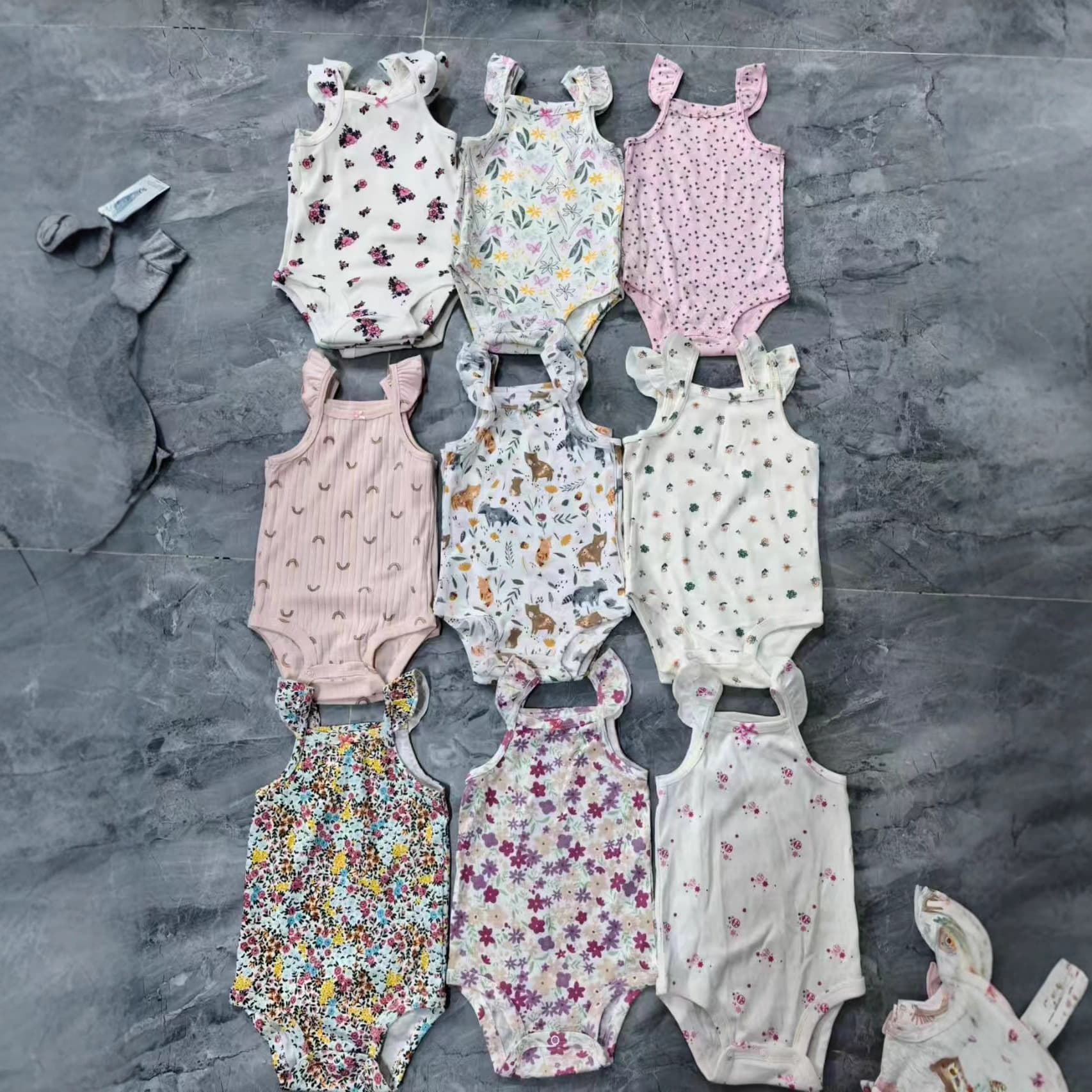 Flying sleeves suspender triangle khaki ~ large size export single baby girl singlet romper big size