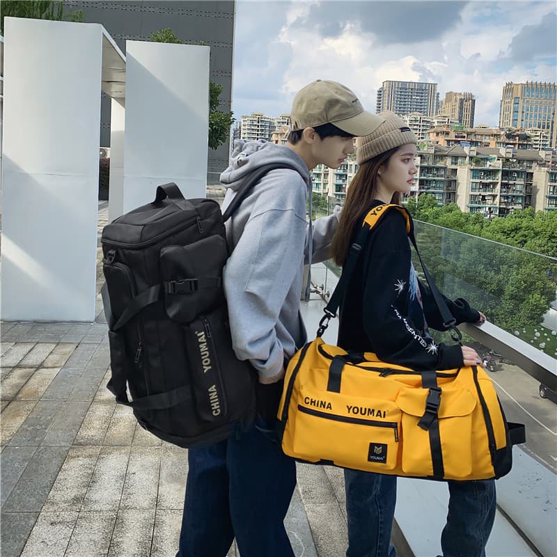 Large Capacity Travel Bag for Men and Women, Business Luggage Bag with Wet-Dry Separation, Multi-purpose Sports Gym Bag, Convertible Shoulder and Handbag, Moving Bag
