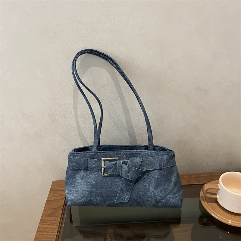 Retro Minimalist Women's Handbag 2026 Fall New Elegant Textured Underarm Shoulder Bag Fashionable Commuter Tote Bag