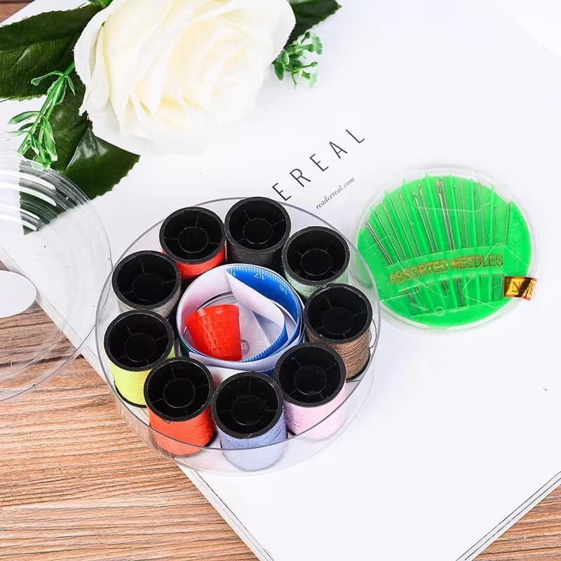 Portable Round/Heart-shaped Sewing Kit Set with Thimble, Cross-stitch, and Mini Sewing Tools Storage