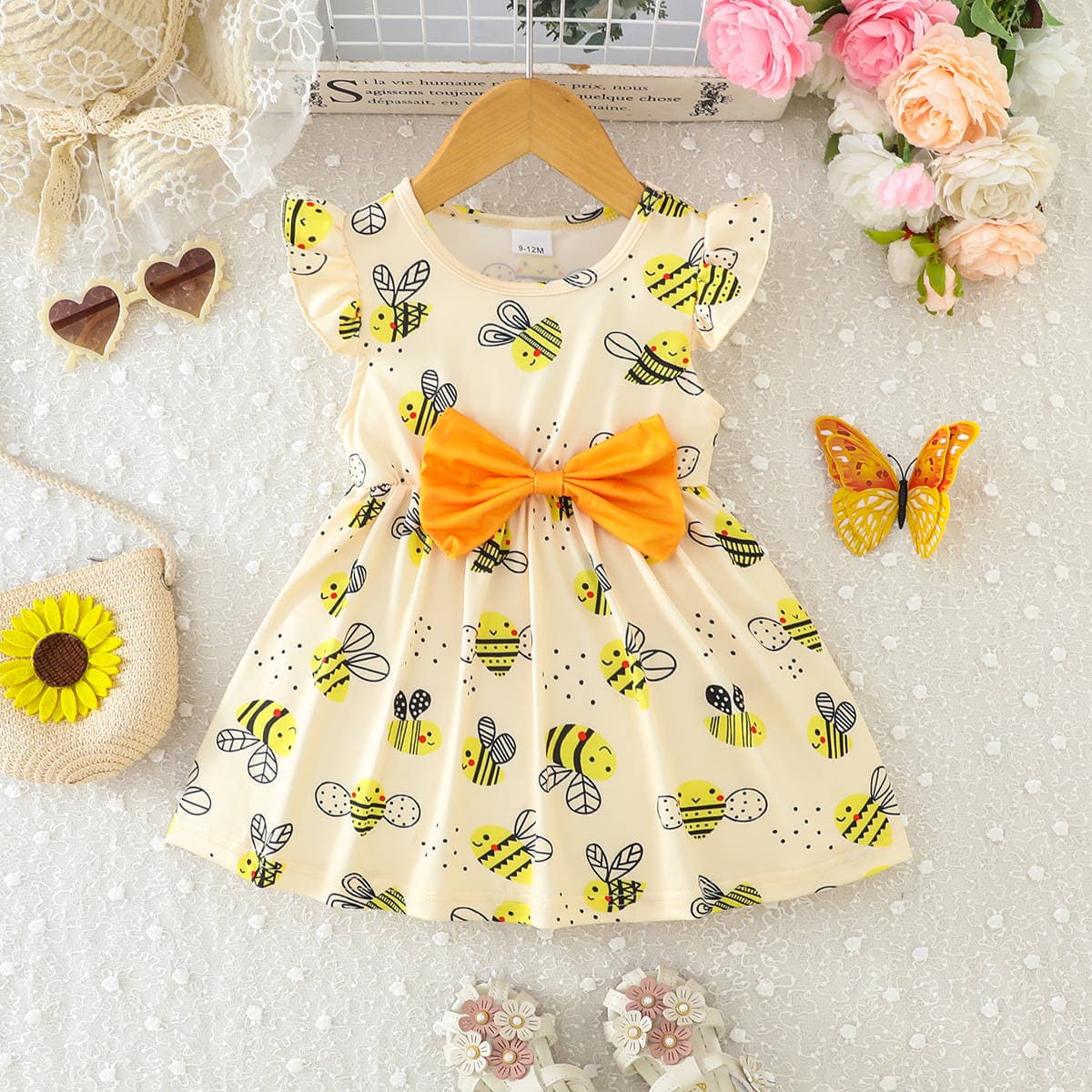 2025 children's clothing spring and summer baby girl cute bow dress combination set cute bee print
