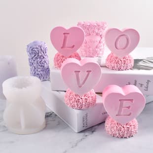Valentine's Day DIY Flower Pillar Aroma Candle Love Heart Mold Love Confession Candle Gift Rose Mold