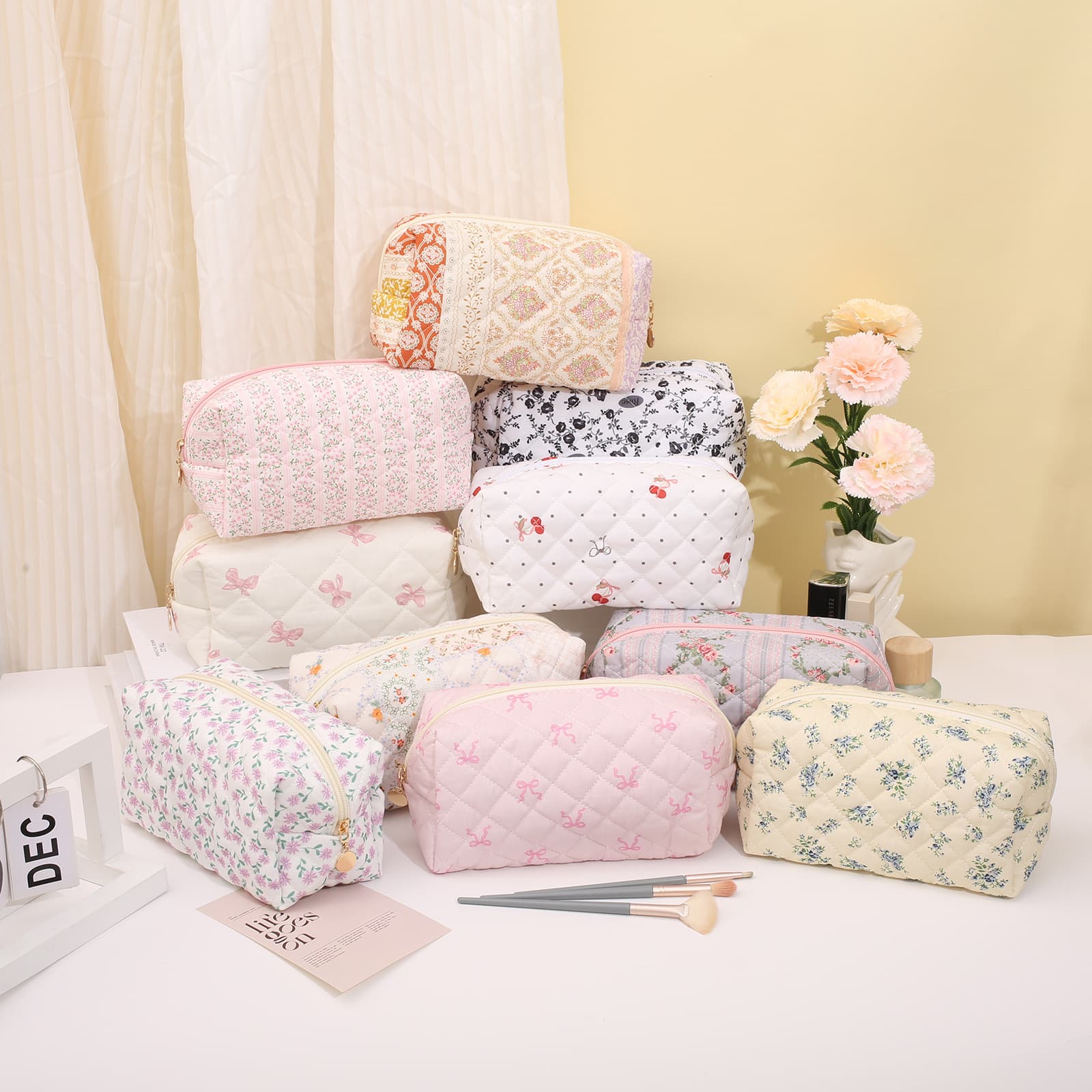 Floral Cotton Cosmetic Bag Large Capacity Portable Travel Toiletry Organizer Cute Ins Style Student Pencil Case