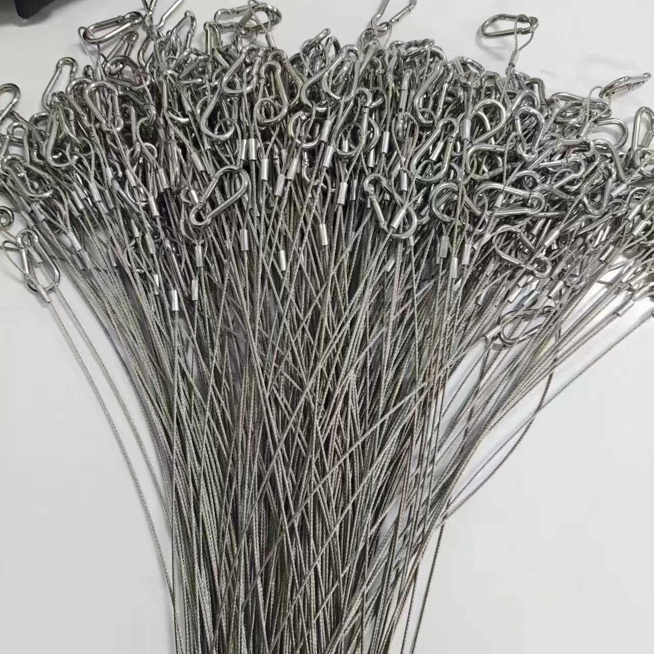 Professional Terminal Crimping/Aluminum Sleeve 304 Stainless Steel Wire Rope Light Fixture Suspension Cable/Safety Rope/Clothesline/Lifting