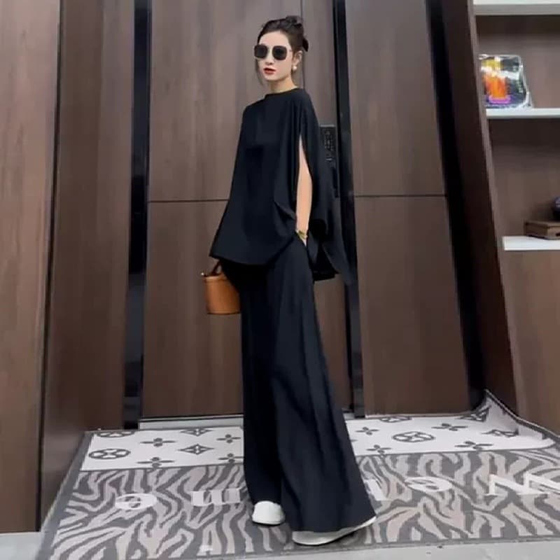 Sophisticated and chic, this two-piece set features a chiffon top and wide-leg pants, perfect for a trendy and youthful look.