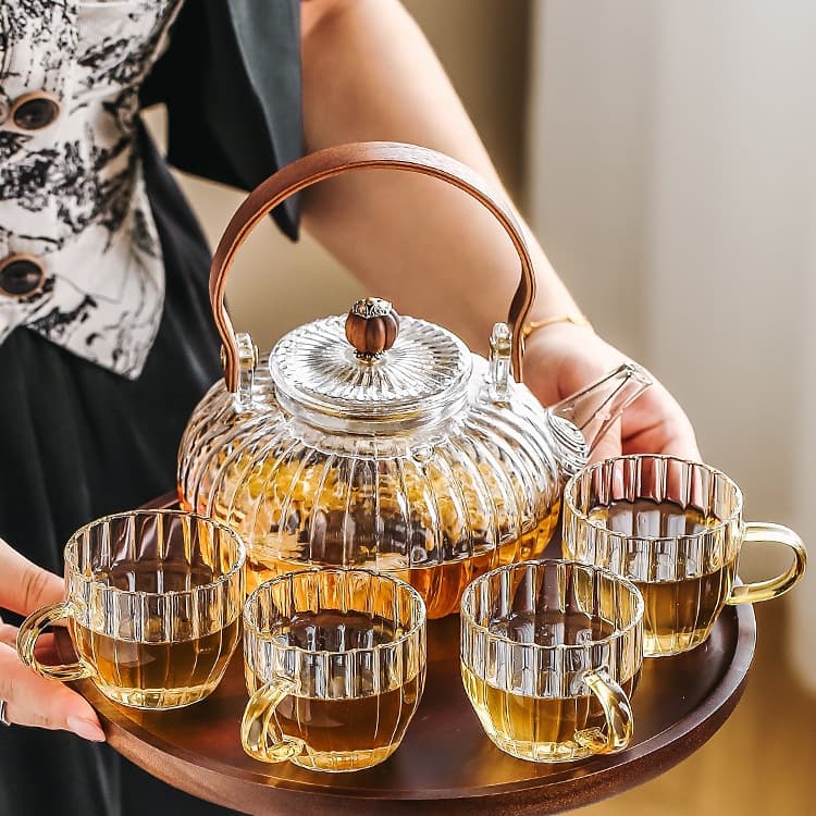 Japanese-style household high-temperature resistant teapot set for afternoon tea, teacups, herbal and fruit teapot, glass tea infuser.