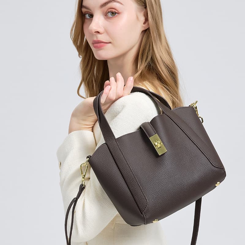 European and American retro genuine leather women's crossbody bag, 2025 autumn and winter hot selling suede cowhide shoulder bag, luxury basket bag