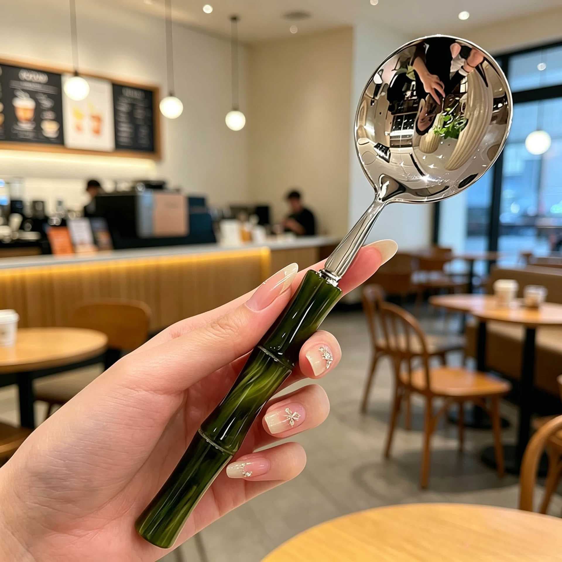 304 Stainless Steel Spoon with Acrylic Bamboo Handle, Creative Household Spoon for Coffee and Dessert, Simple Round Spoon, Soup Spoon