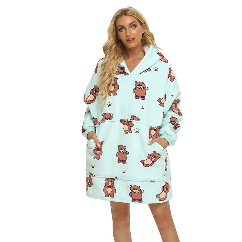 Green Bear Helios Hooded Sweat Casual Home Lazy Blanket Fleece-Lined Thickened Free Size Blanket