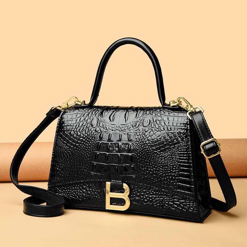 European and American fashion women's bags 2025 new versatile handbags light luxury fashion foreign style personality shoulder bag crossbody bag