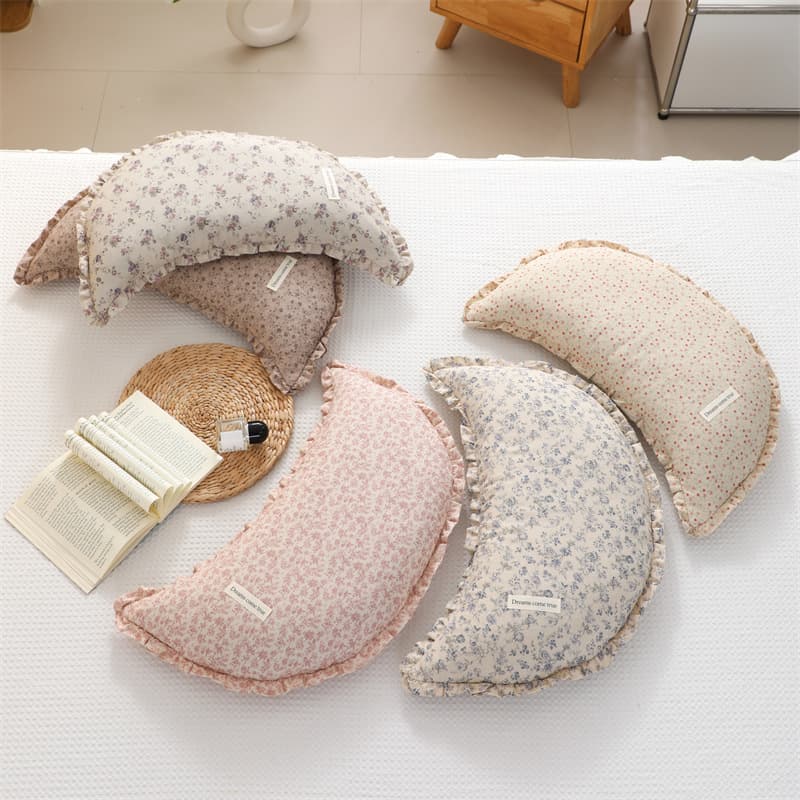 Linen and Buckwheat Husk Moon Pillow Core, Children's Floral Pillowcase, Ruffled Edge Hugging Pillow Cushion, Home Decorative Pillow Inner