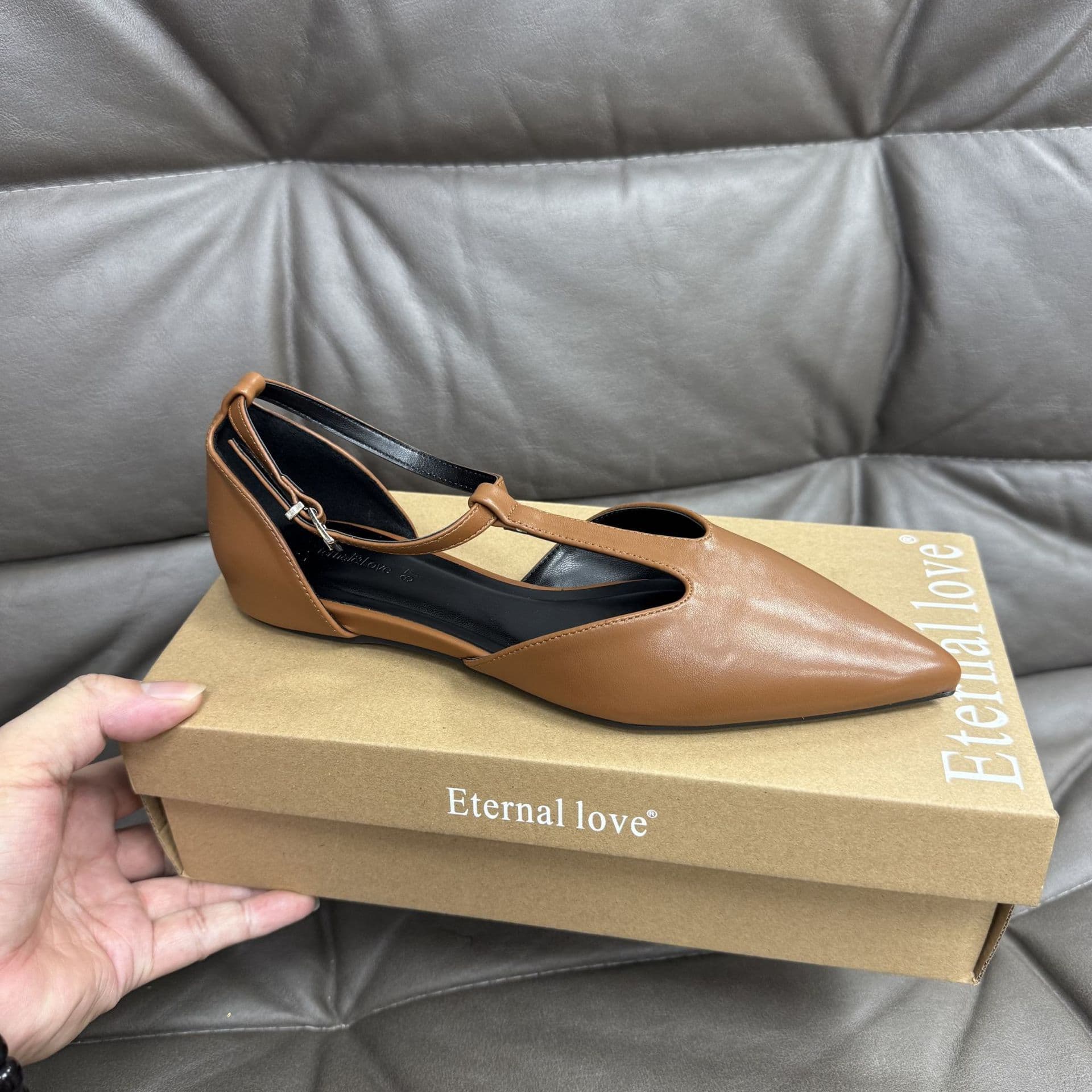Pointed Toe Closed Back Open Heel Women's Sandals 2025 Cross-Border New Style Thin Heel Large Size One-Strap Buckle Women's Shoes