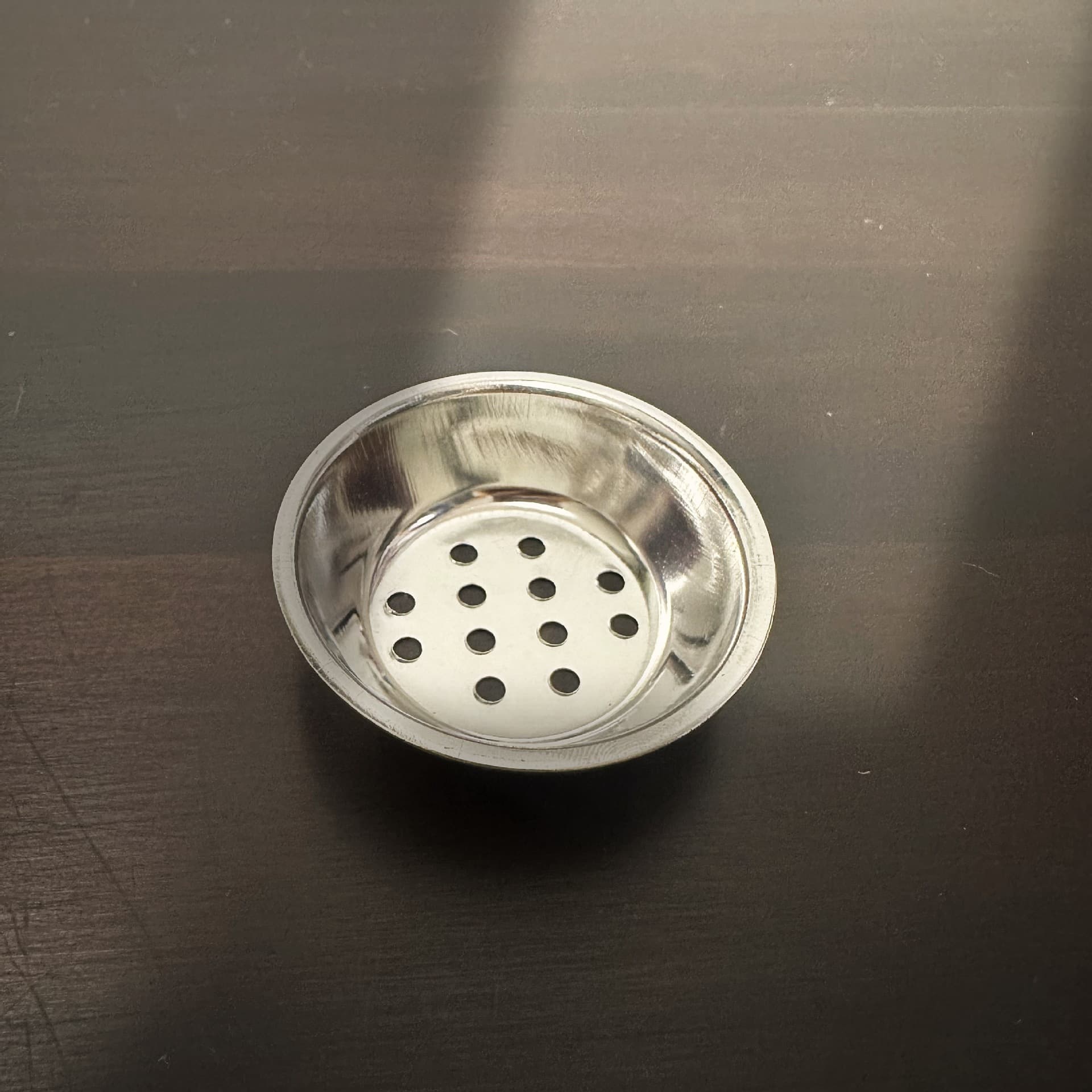 Cross-border Middle East stainless steel electroplated incense burner plate, incense burner bowl, aromatherapy burner, hollow-out metal incense burner cup, candle cup accessory