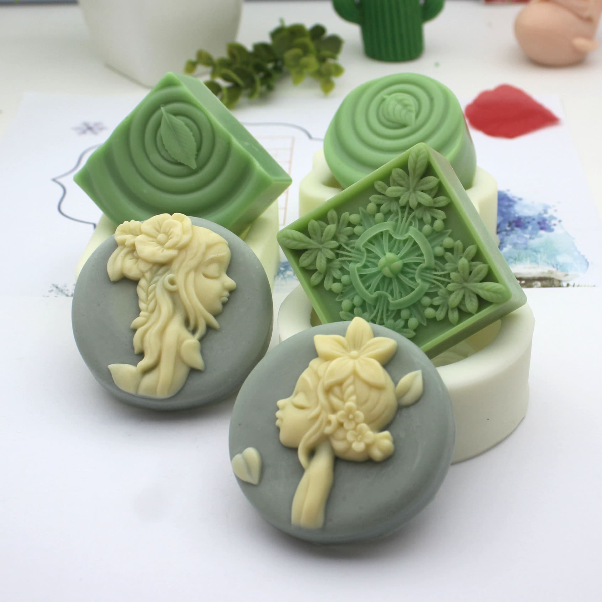 Forest Girl Silicone Mold, Leaf Handmade Soap Candle Epoxy Mold, Food Grade Baking Chocolate Mold