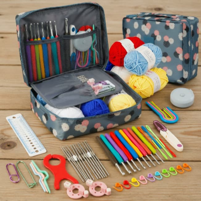 Beginner Crochet Tool Kit Full Set Hand Knitting Supplies Soft Handle Crochet Hooks Yarn Needles for Dolls Wholesale