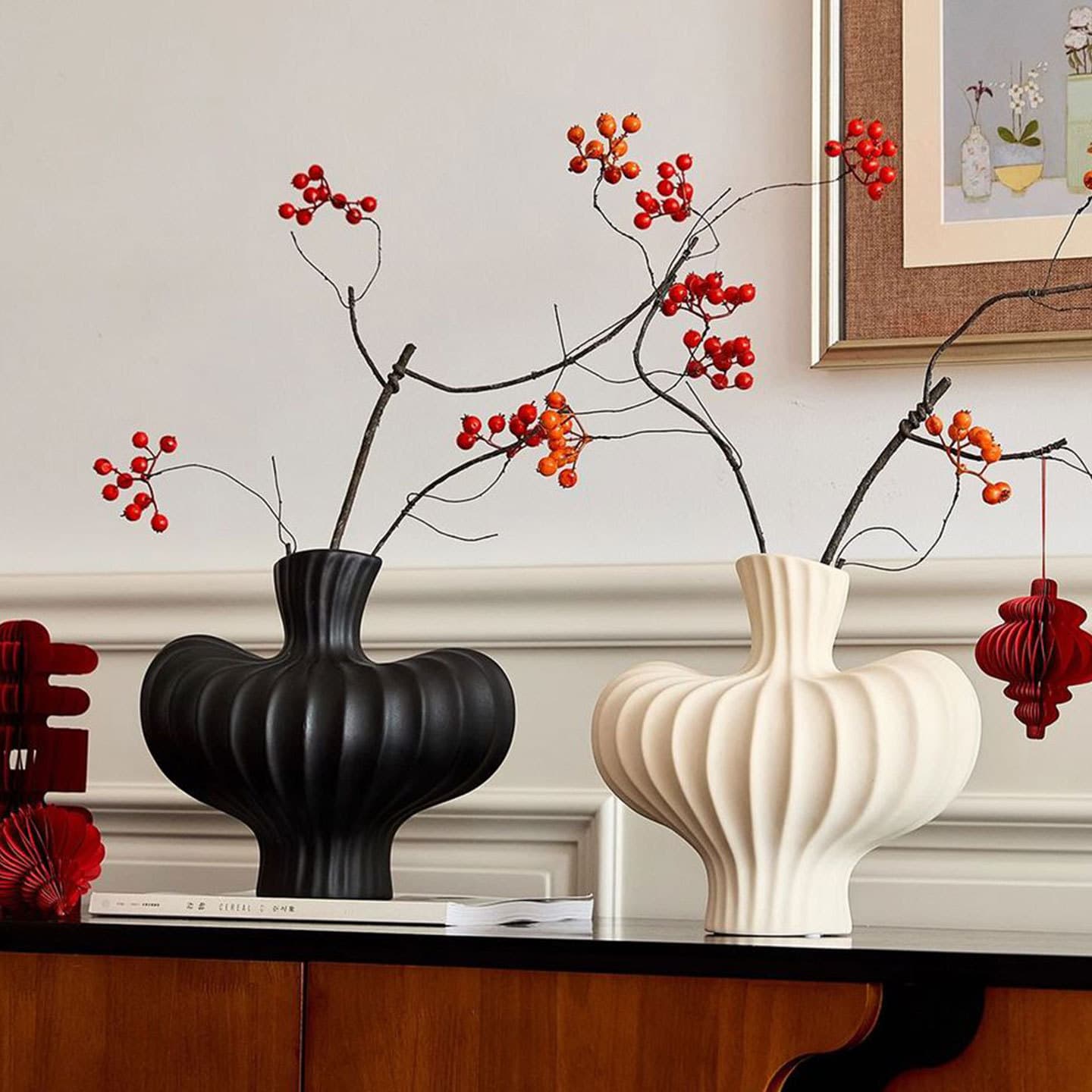 Wabi-sabi style ceramic vase flower arrangement, high-end decorative design, niche home soft furnishing, light luxury entryway vase, ceramic ornament