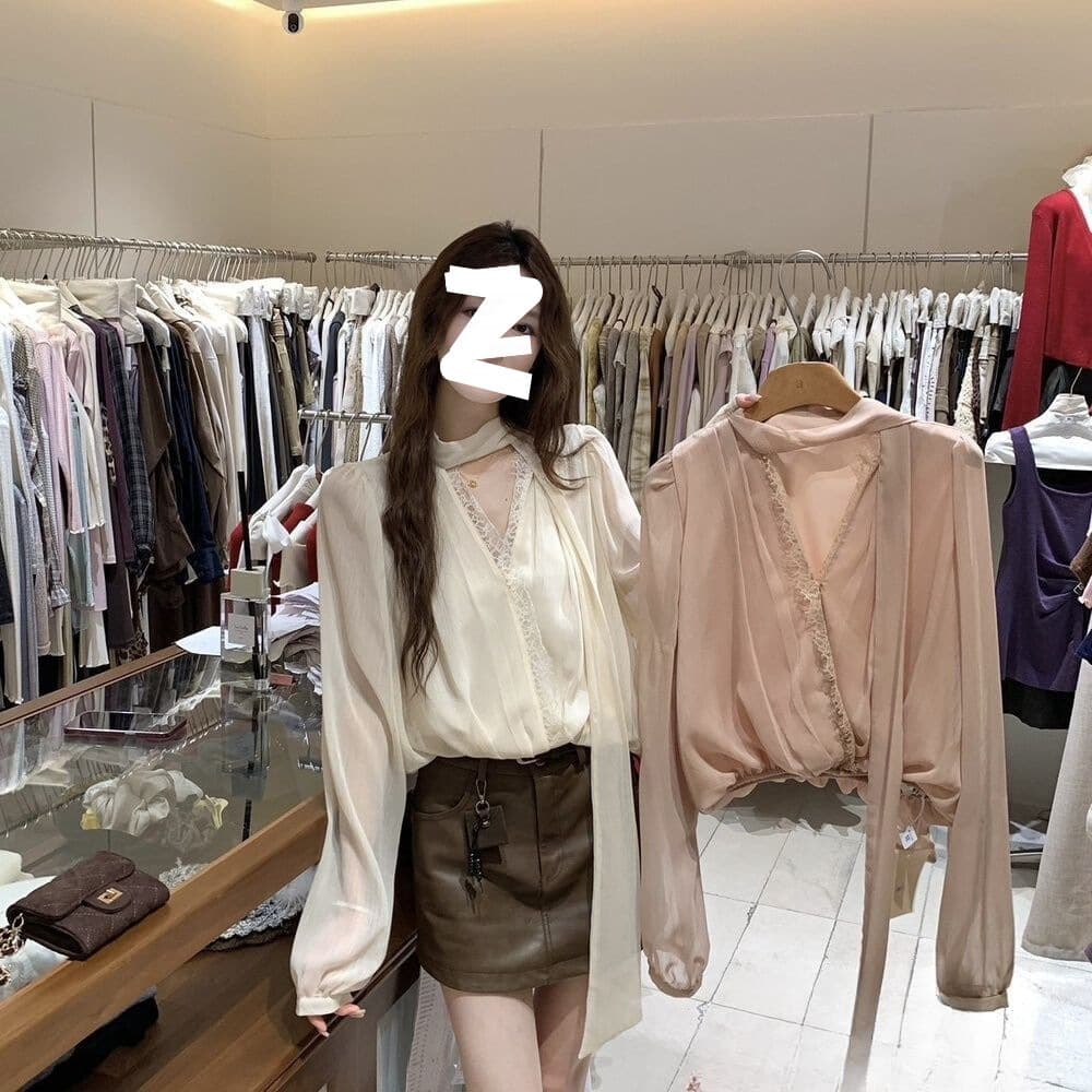 Korean-Style Elegant Lace Trim V-Neck Blouse for Women, 2025 Autumn New Fashion Versatile Long-Sleeve Office Wear Top