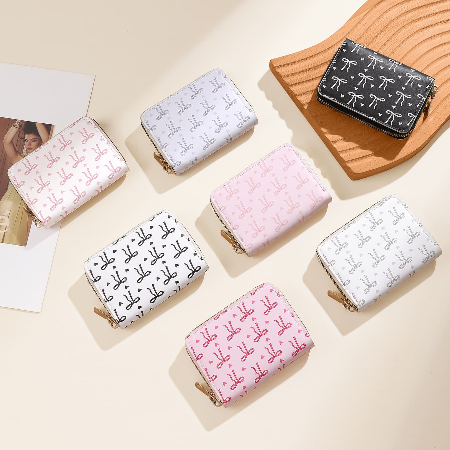 Fashion Butterfly Pattern Short Card Holder Lightweight and Elegant Women's Cartoon Short Zipper Card Case Coin Purse
