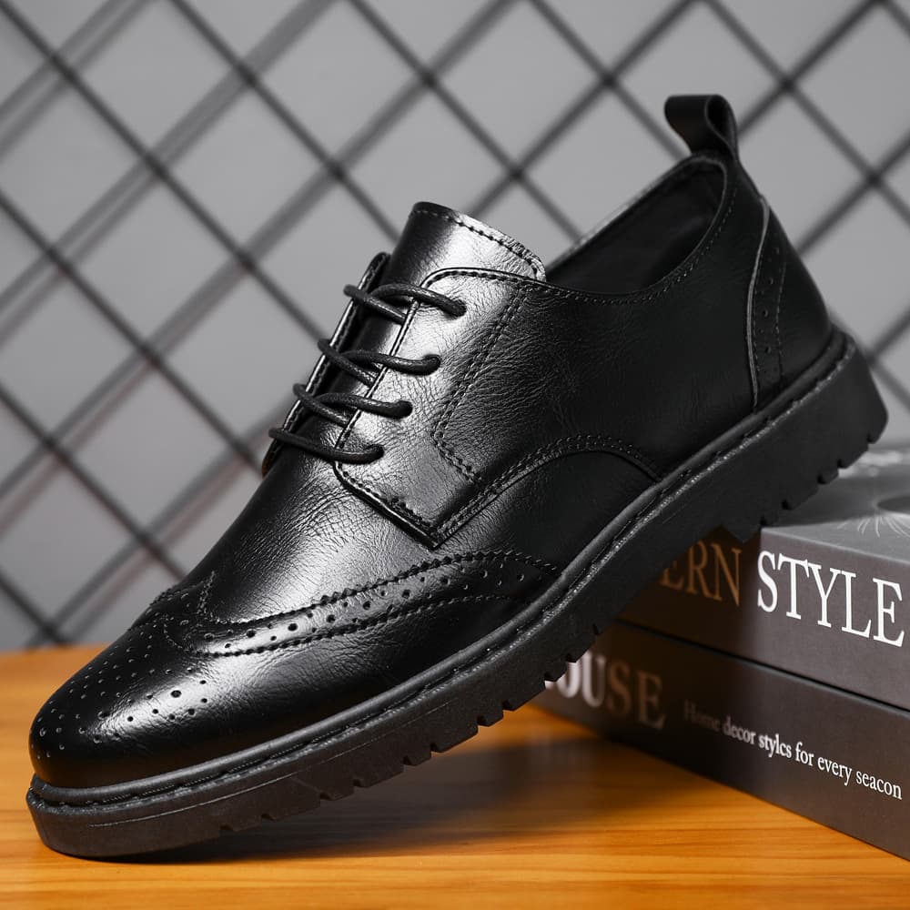 Men's Casual Leather Shoes Spring New Brogues Vintage British Style Skate Shoes Korean Trendy Workwear Versatile