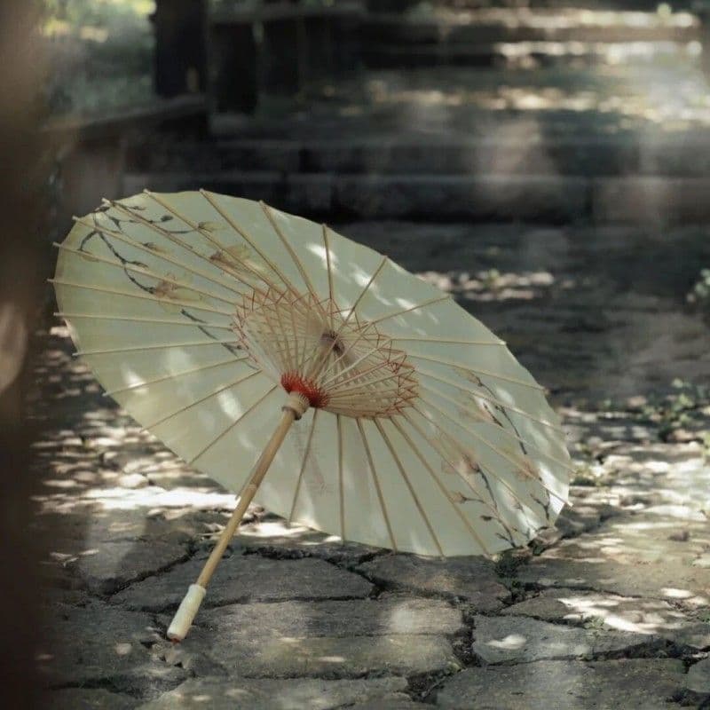 Oiled paper umbrella, classic silk umbrella, cheongsam fashion show umbrella, dance prop, ceiling decoration craft umbrella