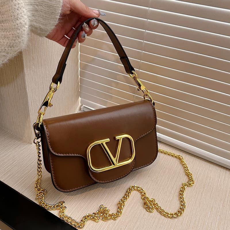 Crossbody Bag - New European and American Trendy Shoulder Bag with Chain, Retro High-End Fashion Underarm Bag