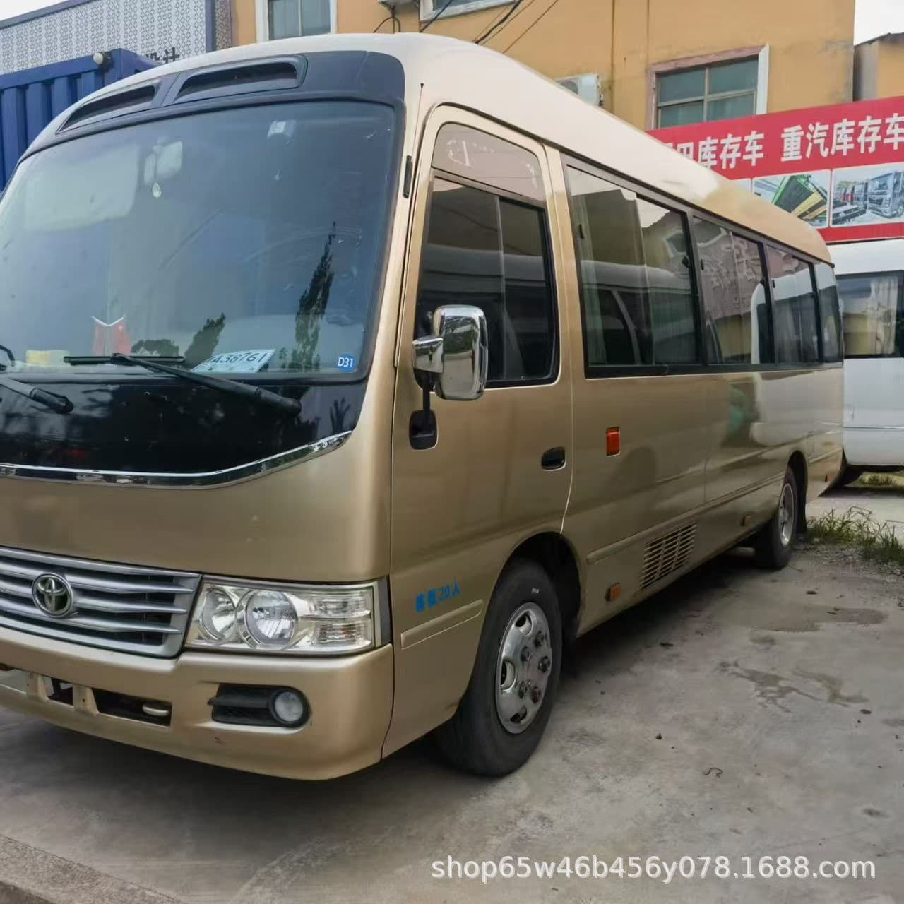 Used Toyota Coaster 14-23 seater minibus, luxury seats medium-sized coach, excellent condition