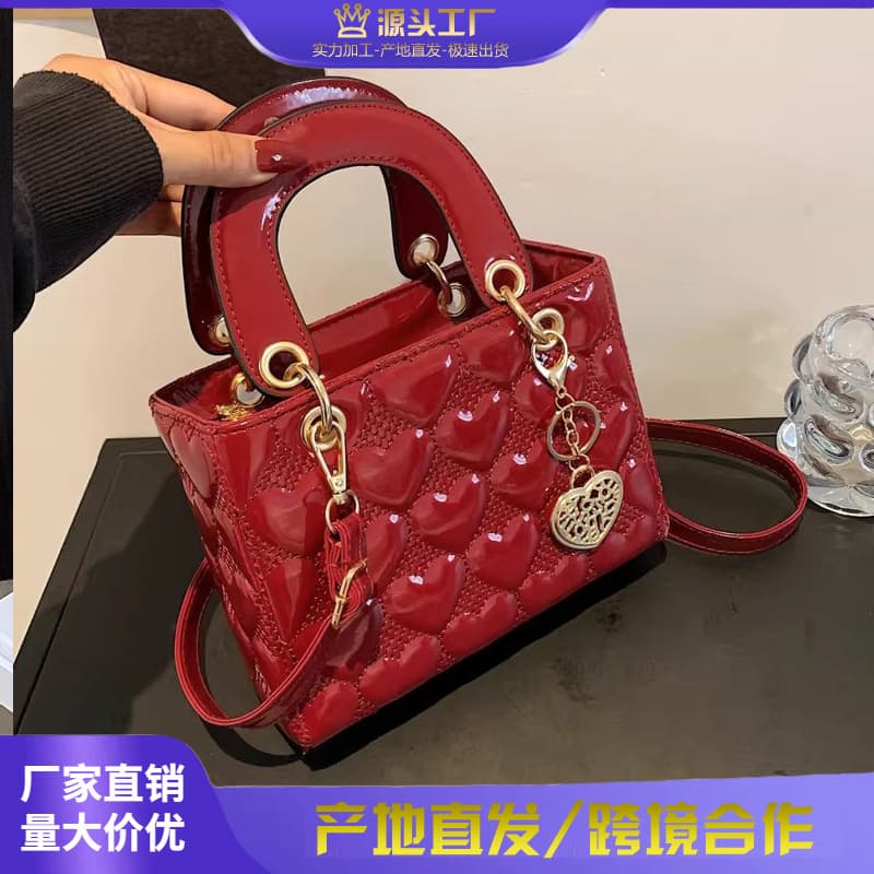 Red Bride Bag 2026 New Fashion Handbag Women Versatile Shoulder Crossbody Bag Wedding Gift Bag