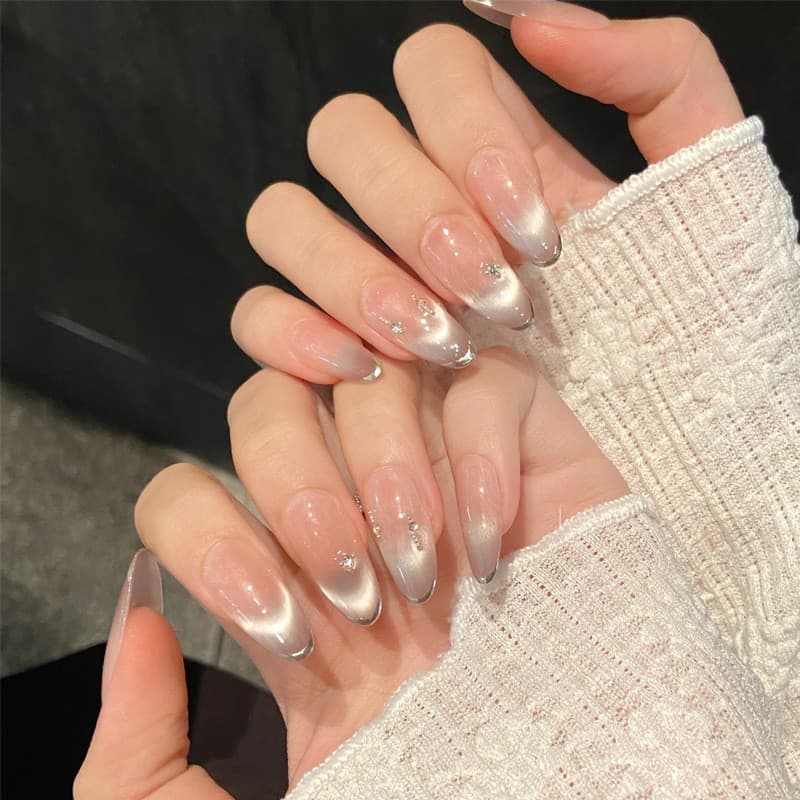Sheer Silver White Cat Eye Press-On Nails, Ethereal Fairy Style Long Stiletto Nails, Skin-Brightening, Fits All Skin Tones, Pre-Made False Nail Tips Finished Product