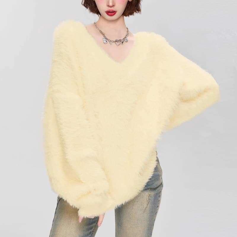 Milky white mink fleece V-neck pullover sweater for women, perfect for autumn and winter, soft, cozy, and loose-fitting knitwear.