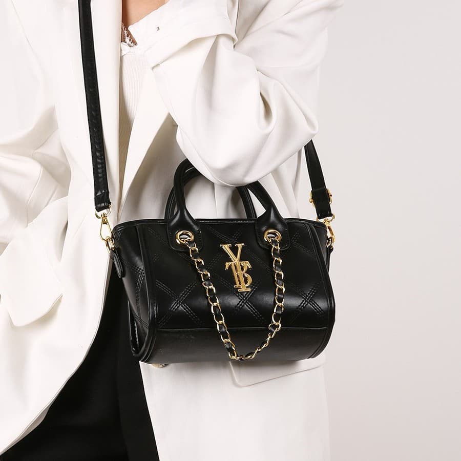 French small fragrance bag women's new CBMYL bucket bag fashion letter messenger bag texture chain handbag