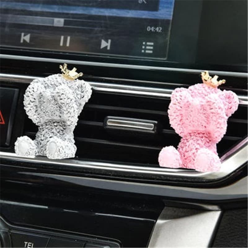 Car Air Vent Perfume Clip Teddy Bear Plaster Aromatherapy Car Fragrance Decoration Ornament for Women