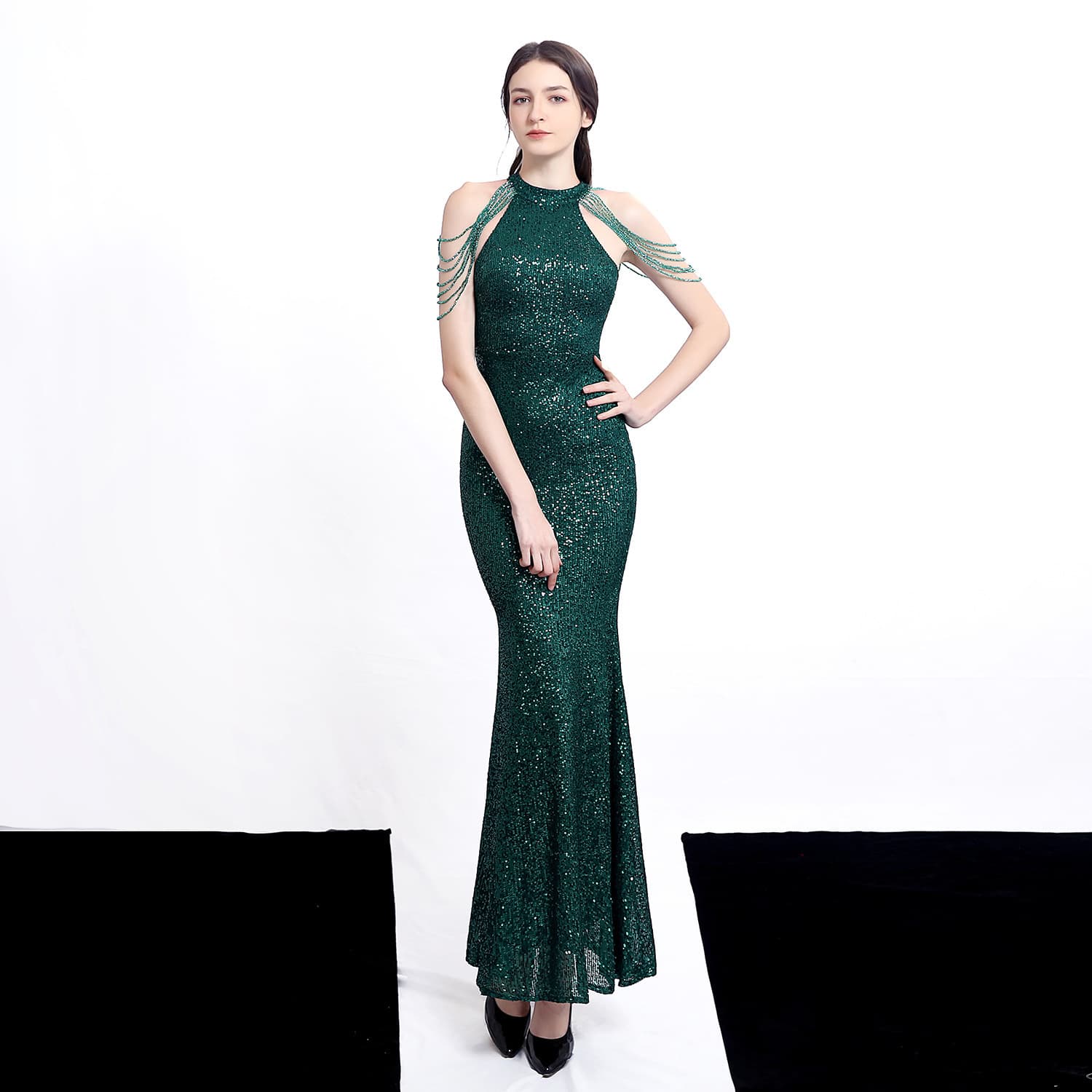 18098# New Elegant Long Halter Neck Evening Dress with Rhinestones and Sequins, Mermaid Fishtail Style for Banquet