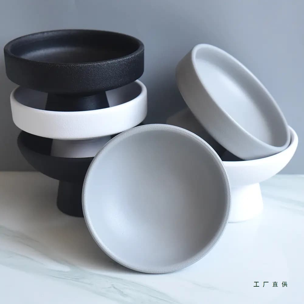 Bergamot ornaments for living room display, citron trays, decorative dishes, simple ceramic vases.