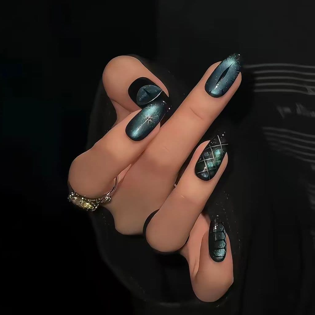 Medium-Length Press-On Nails, Brightening, High-End Feel, Niche Design, New Hot-Selling Fake Nail Tips, Factory Direct Wholesale for Market Stalls