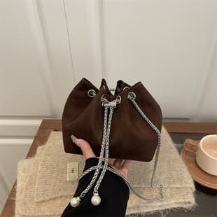 Unique Design Handheld Bucket Bag Women 2024 New Style Fashion Chain Bag High-End Sense Single Shoulder Bag Crossbody Bag