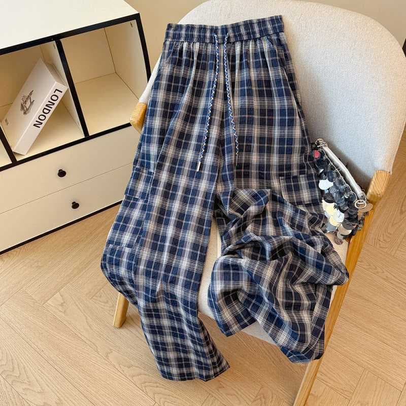 Retro-chic style women's 2025 new loose casual wide-leg pants that flatter the figure, conceal any sagging, and are reminiscent of banana pants.