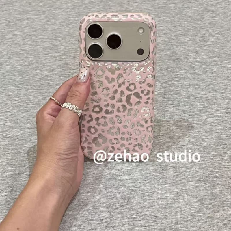 Korean-style foundation full-screen silver shimmer leopard print case for Apple iPhone 17 Pro Max, iPhone 16 Pro protective cover