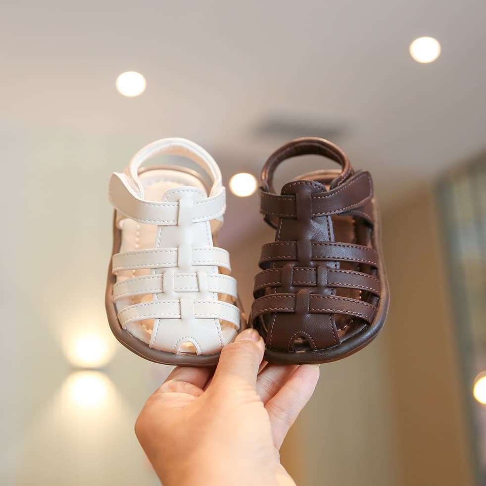 Children's Comfortable Roman Sandals 2026 Fall Collection Baby Sandals New Chinese Style Soft Sole Non-Slip Toddler Walking Shoes for Girls