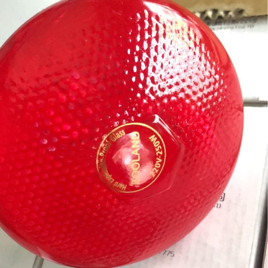 Zhuledao Infrared Breeding Heat Lamp for Veterinary Use, Piglet Heat Lamp, Red Warming Lamp for Pigs, Chickens, Pets