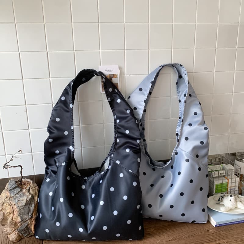 2025 New Niche Design Normcore Style Fashionable Large-Capacity Black and White Polka Dot Soft Leather Bag Arc Shoulder Tote Bag
